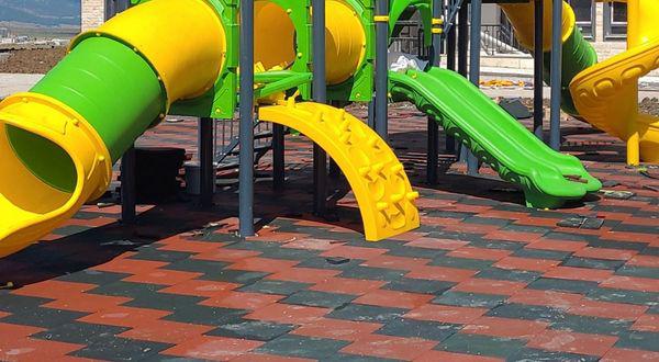 Kare Kauçuk Zeminler